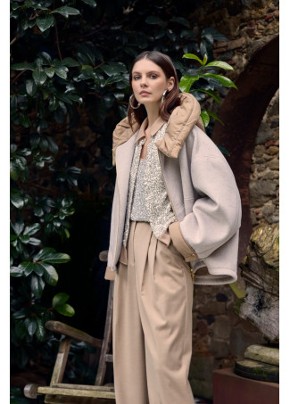 Cappotto Corto Bimateriale con Cappuccio