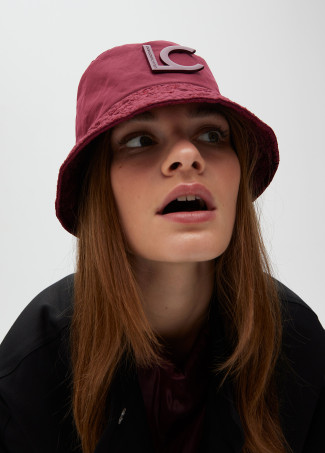 Cappello a Secchiello Logomania