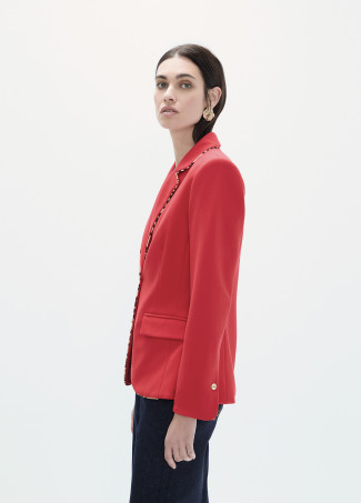 Roter Blazer mit Animal-Print-Kontrast