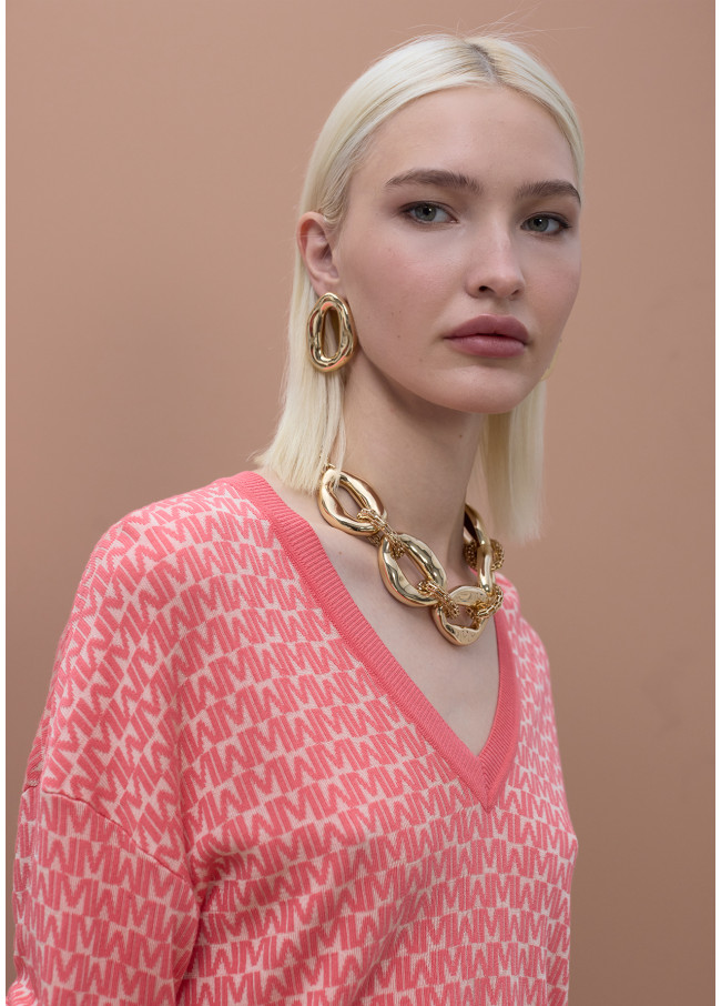 Sweater with M logo print