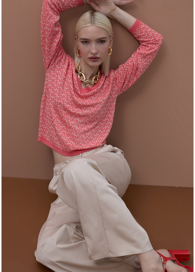 Maglia stampata con logo M