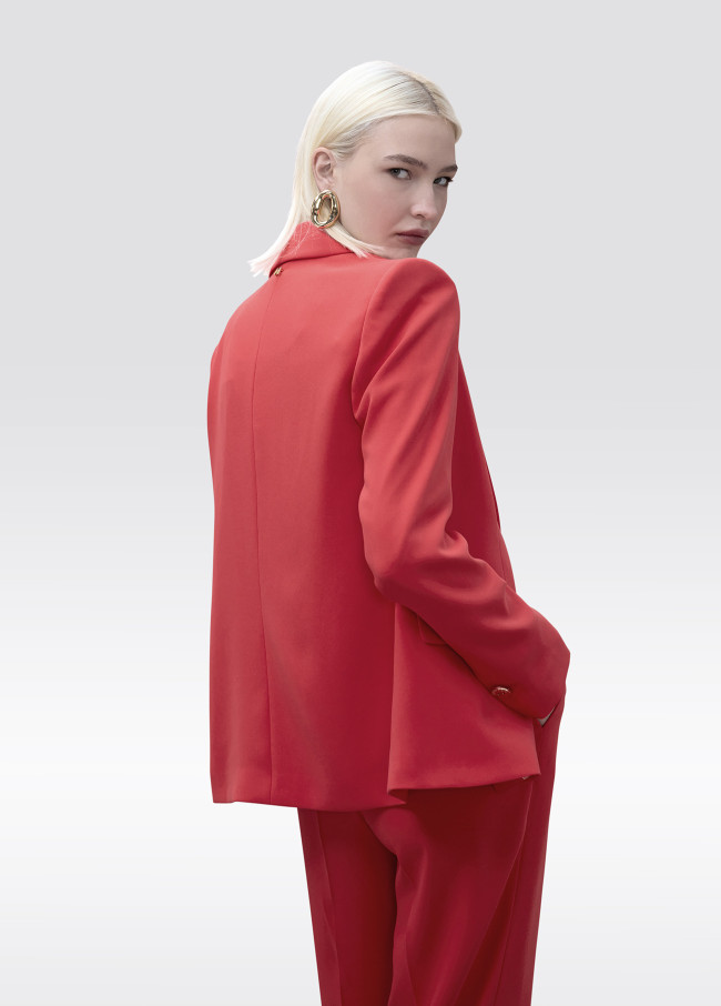 Blazer diritto aderente