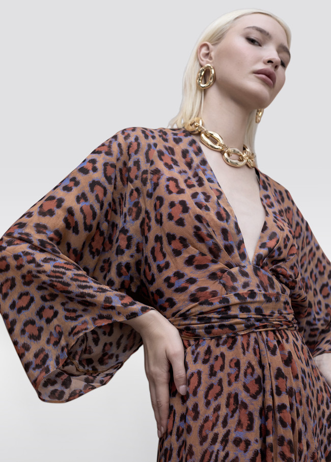 Robe longue manches larges ceinture ajustable...