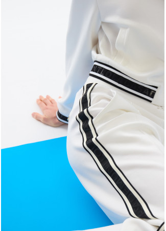 Blouson Scuba avec Détail de Ruban et Imprimé au Dos