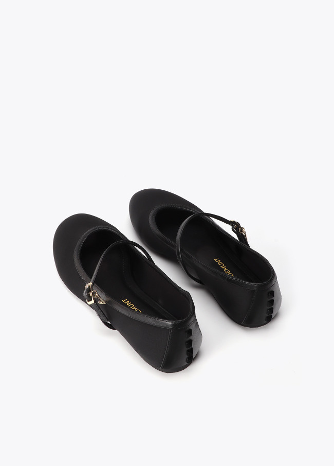 Neopren-Ballerina mit Nieten