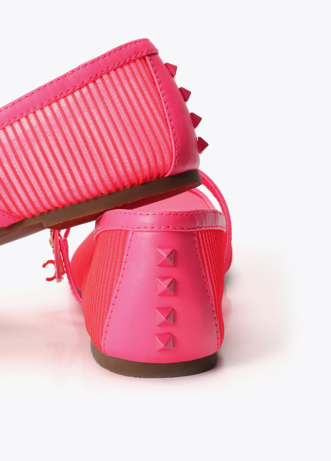 Bailarina tejido semitransparente