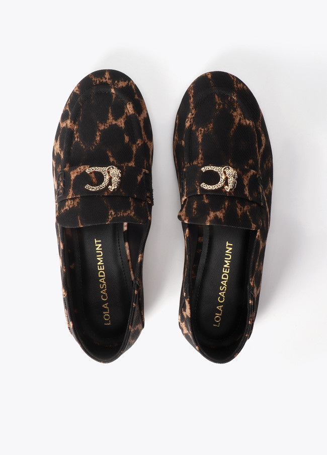Mocasin animal print