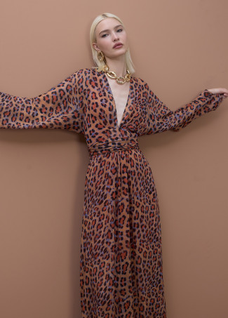 Vestido longo manga larga cinto ajustável estampa animal