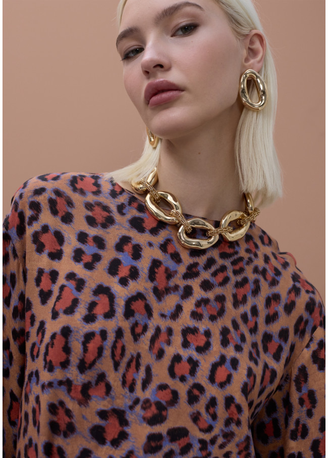 Blusa con estampado animal