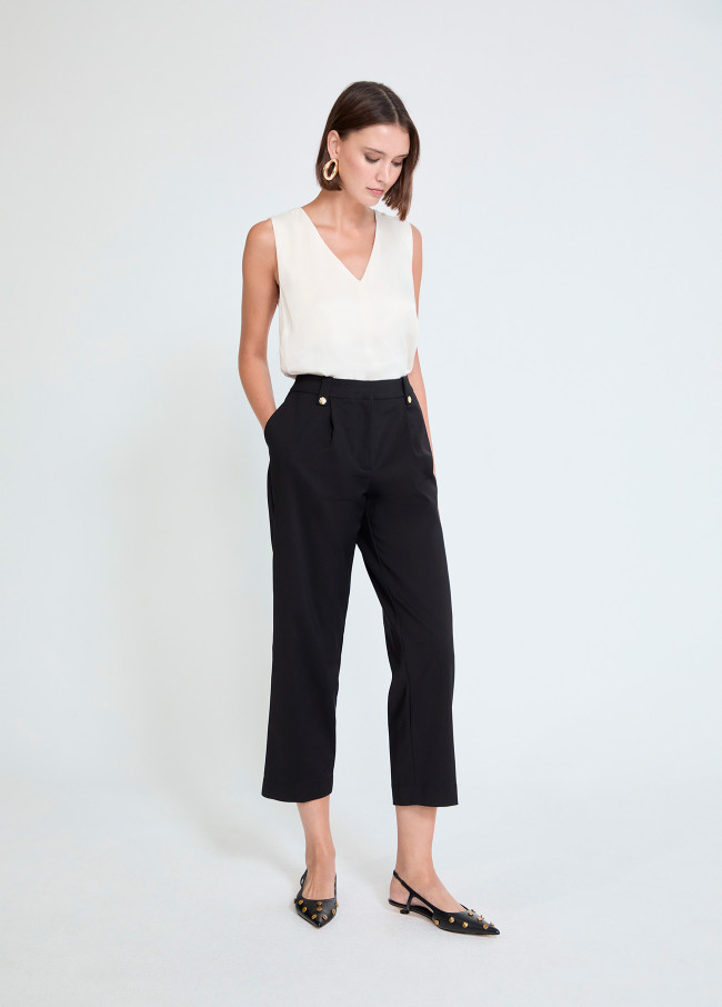 Pantaloni con Passanti Borchie