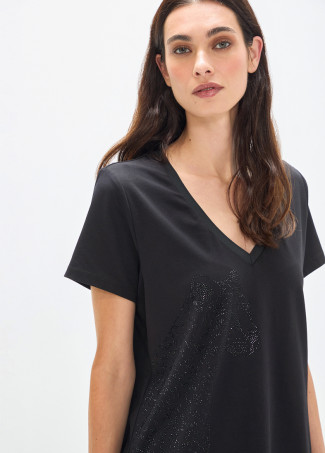 V-neck T-shirt with Positioned Animal and Strass