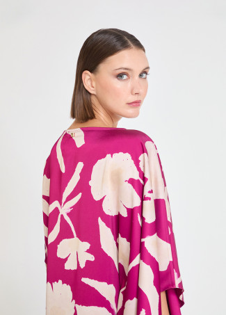 Blusa estampada flor grande