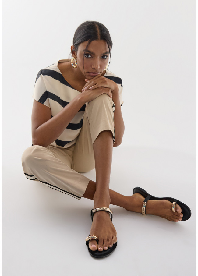 Pantalon droit avec bandes latérales rayées