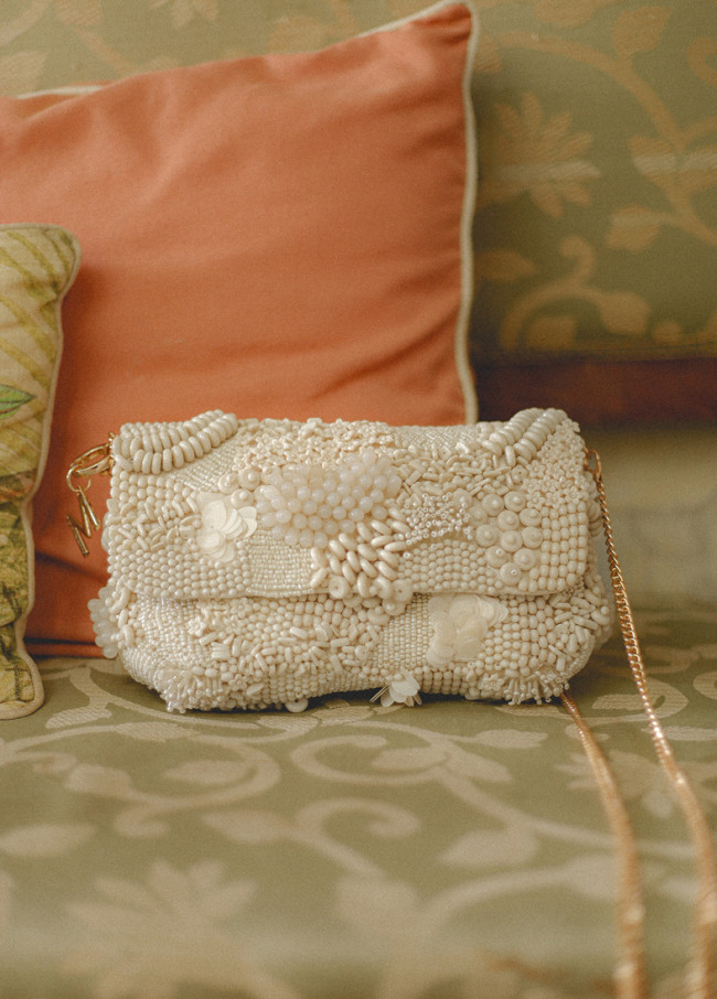 Bolsa Baguette com Pedras Tonais