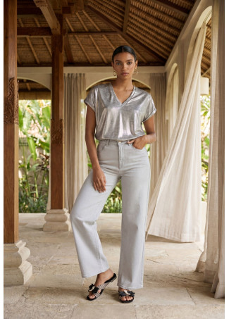 T-shirt laminata con scollo a V