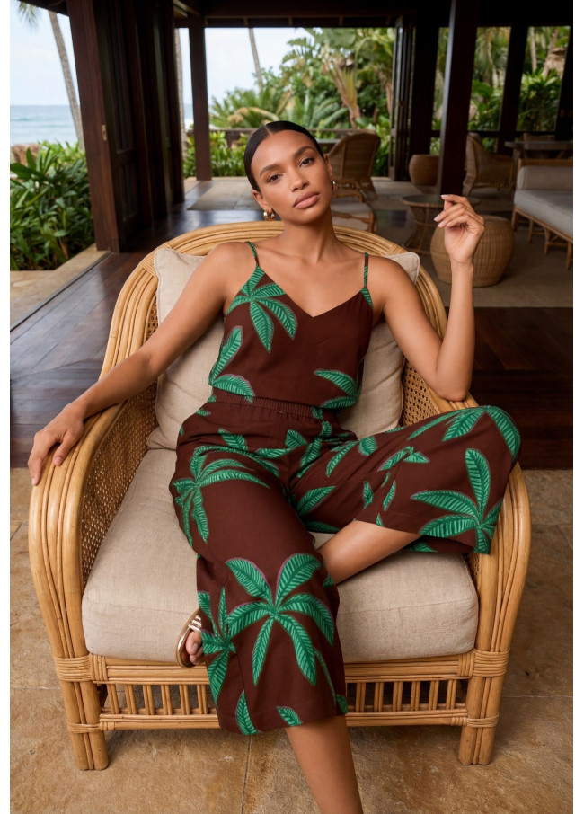 Top su sfondo marrone palme