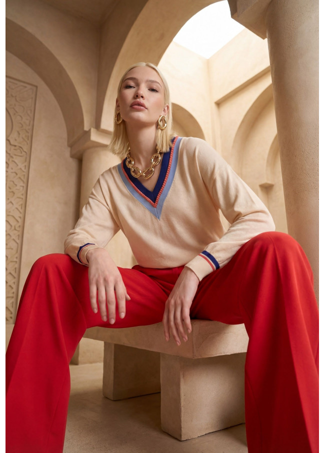 Jersey cuello pico con detalle trenza