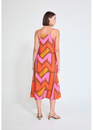 Trägerkleid mit V-Ausschnitt und Logo