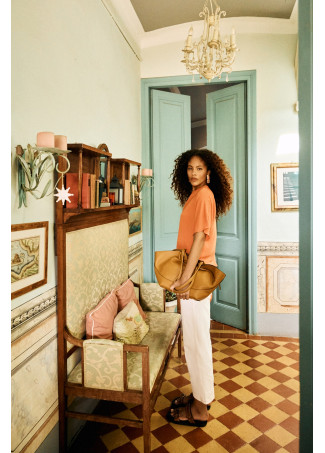 Blouse à manches cape