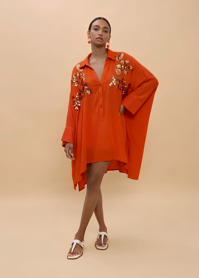 Camicia oversize con dettagli tono su tono