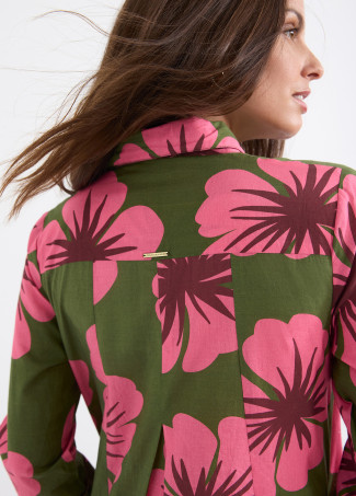 Vestido estampado floral manga longa