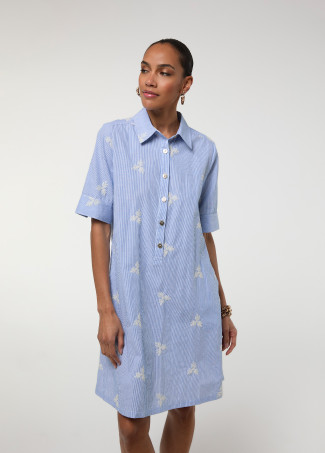 Hellblau Gestreiftes Kleid mit Bestickten Blumen