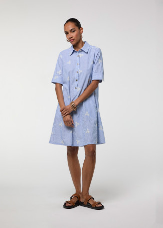 Robe Rayée Ciel avec Fleurs Brodées