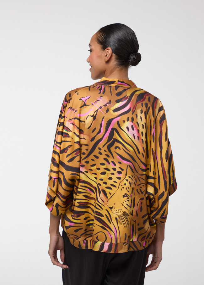 Kimono curto estampa tigre