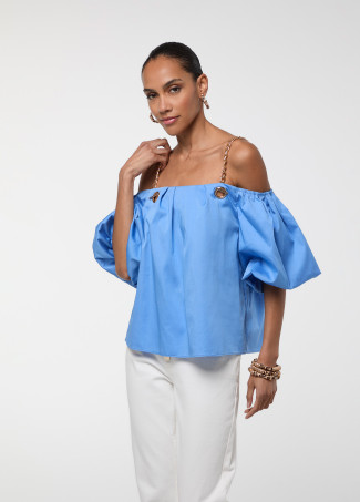 Blaues Top mit Kettenträgern