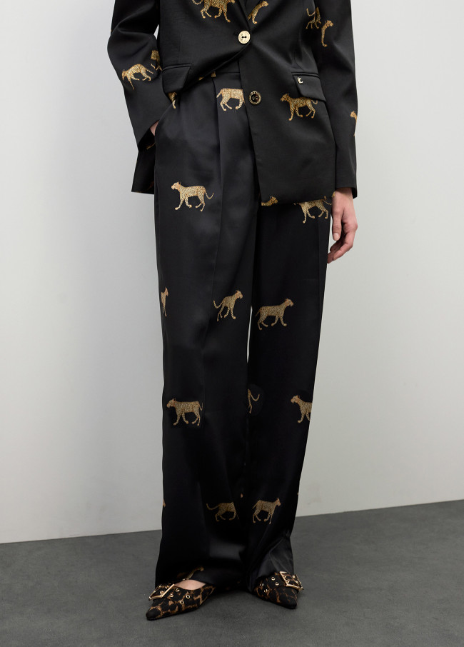 Pantalon plissé satin imprimé léopard