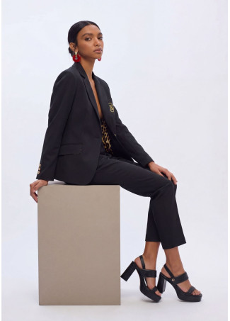 Blazer ajusté avec poches à rabat