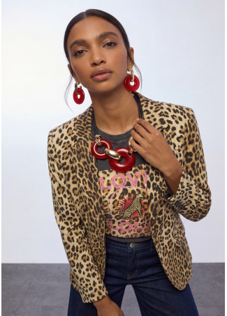 Blazer ajustado com bolsos de aba estampa animal