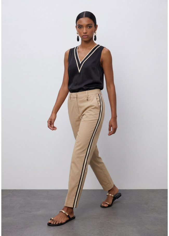 Top col en V en tricot