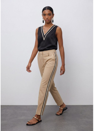 Top col en V en tricot