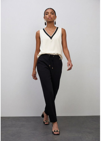 V-neck Knit Top