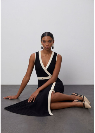 Kontrast Midi-Kleid mit V-Ausschnitt