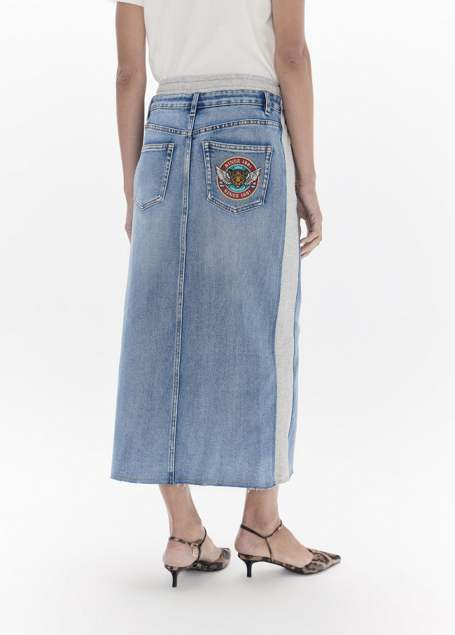 Falda denim con parches