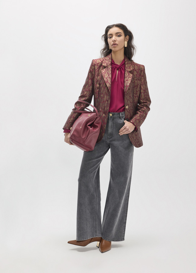 Jeans Fit Carrot con Dettagli Borchie