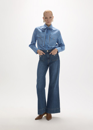 Jeans fit recto con bolsillos delanteros
