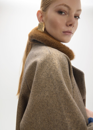 Cappotto Corto a Spina Oro