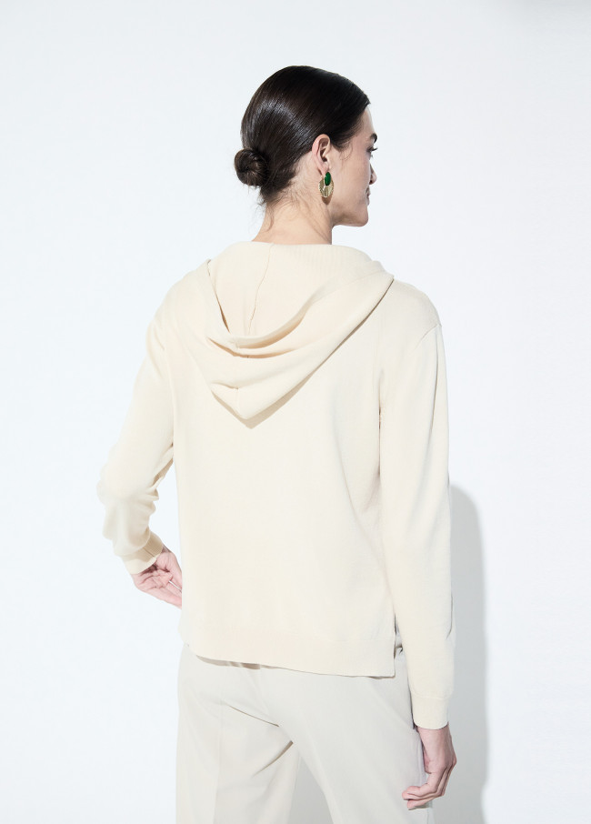 Maglione con Cappuccio e Borchie