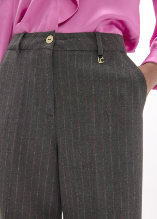 Pantalón recto raya diplomática gris y granate