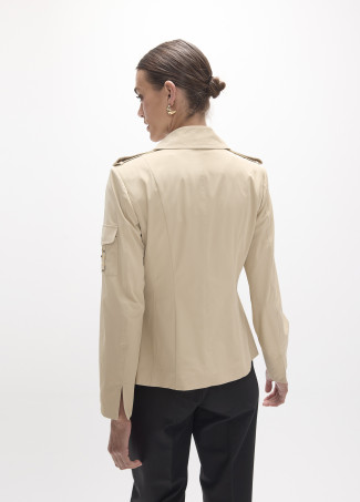 Veste courte avec poches plaquées en taffetas technique