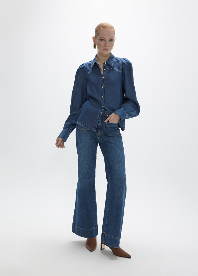 Camisa tejana con bolitas doradas