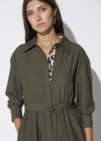 Khaki Hemdkleid mit Animal-Print-Kontrast