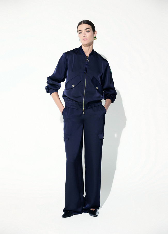 Pantalon cargo en satin