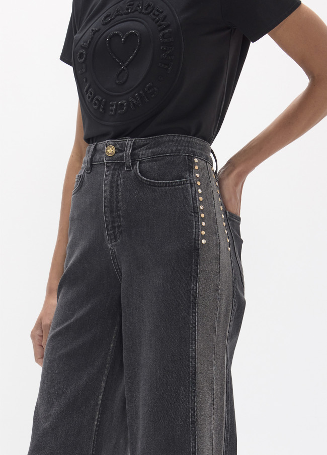 Gerade Lange Jeans mit Bicolor-Seite und Nieten