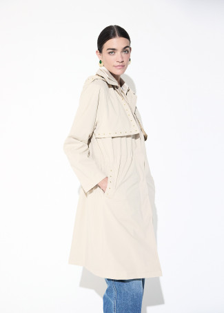 Trench con Dettaglio Borchie