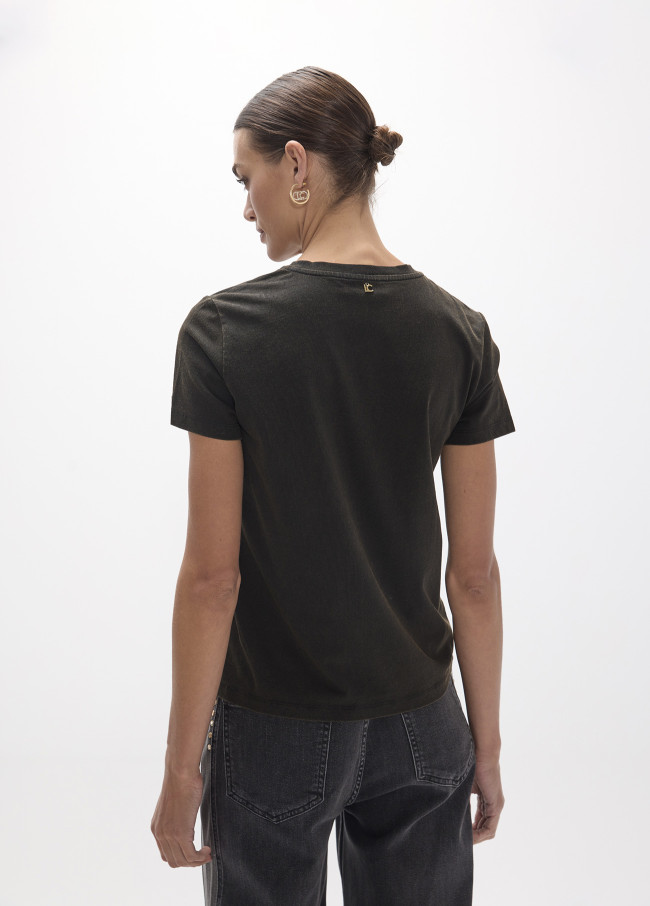 T-shirt grigia colletto a V savage