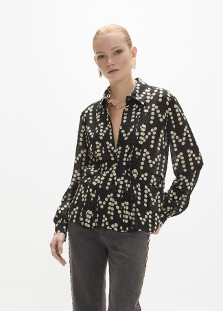 Camisa estampada topos